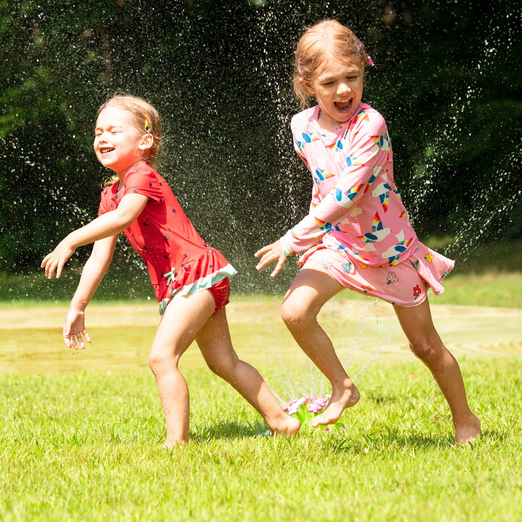 Flower Sprinkler Toy With Hose Attachment O853498