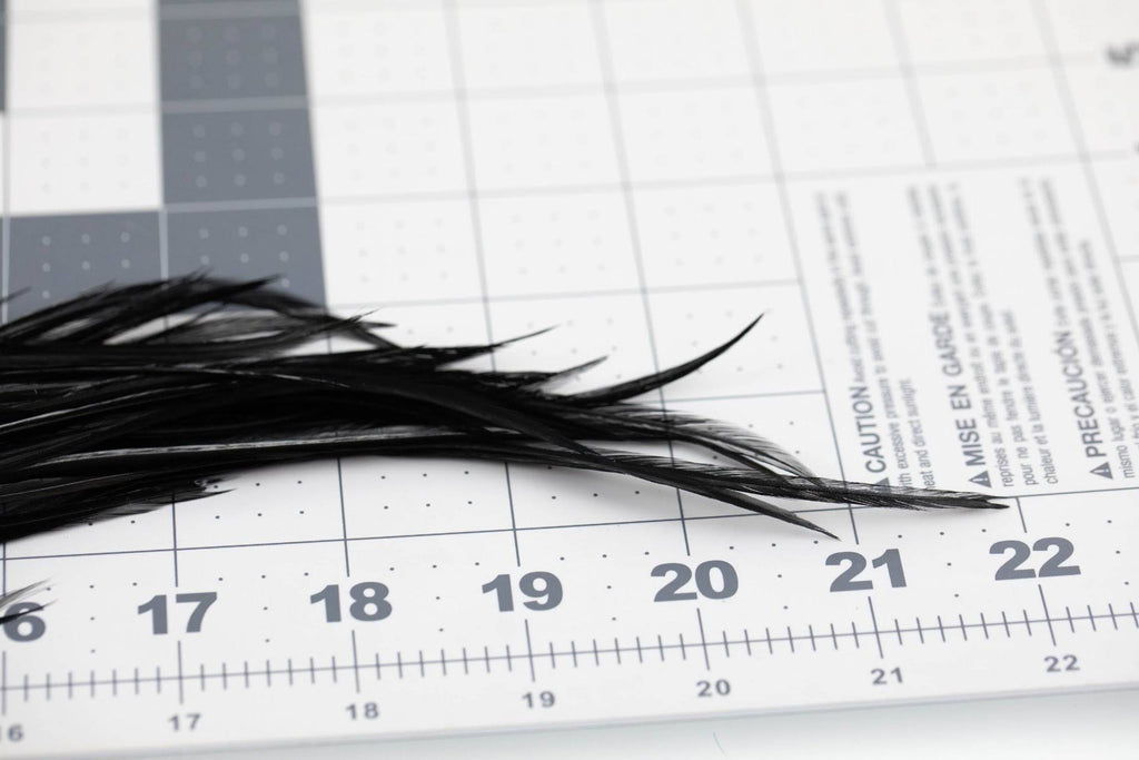 Hackle 1/2 Saddle - Dark Gray Dun W222197