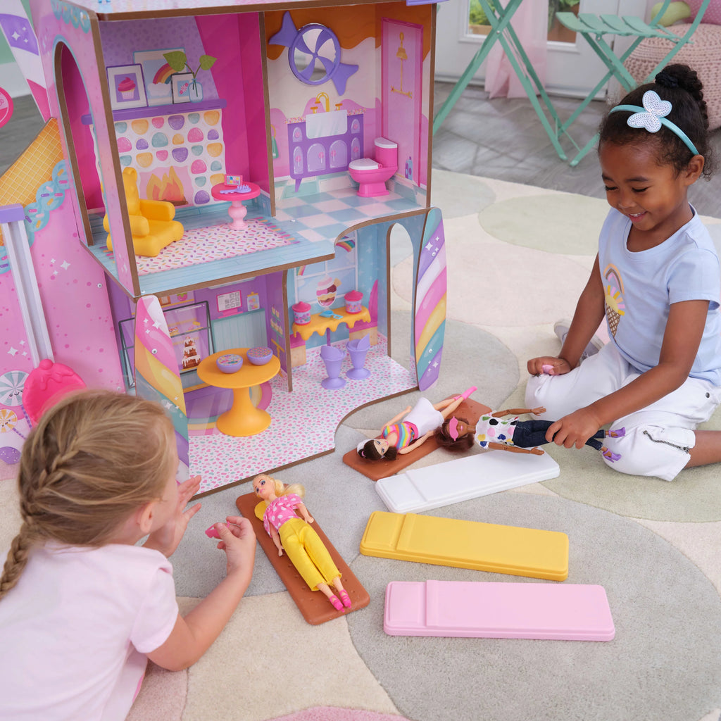Wooden Dollhouse with 28 Accessories H1331