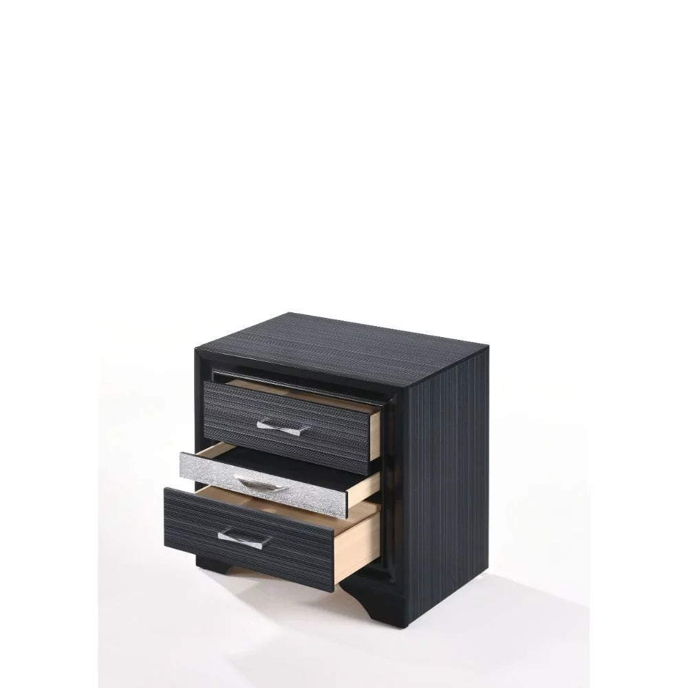 5-Piece Bedroom Set V884542