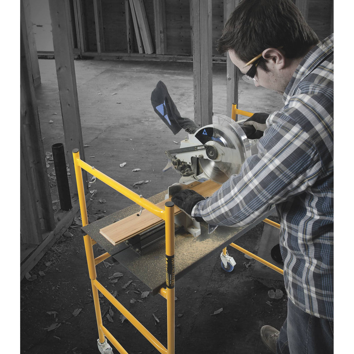 Portable 4 ft. Scaffold E72050