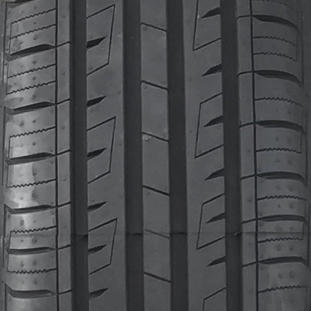 All Season Performance Tire Q15600