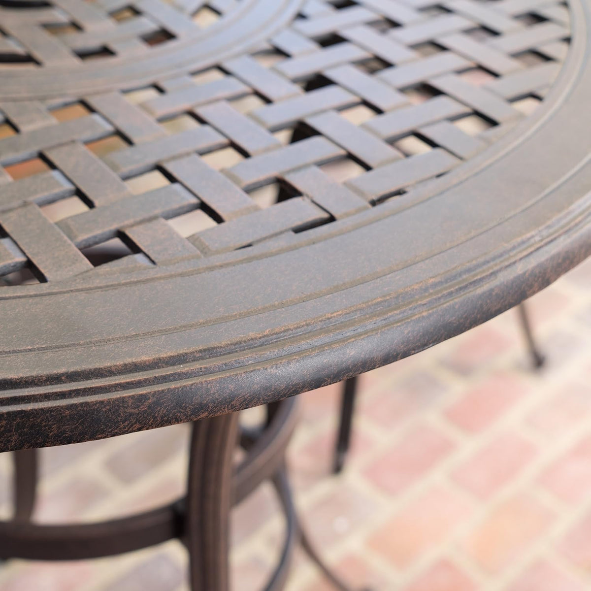Bronze Cast Aluminum Round Bar Table C725199